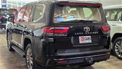 تويوتا لاندكروزر